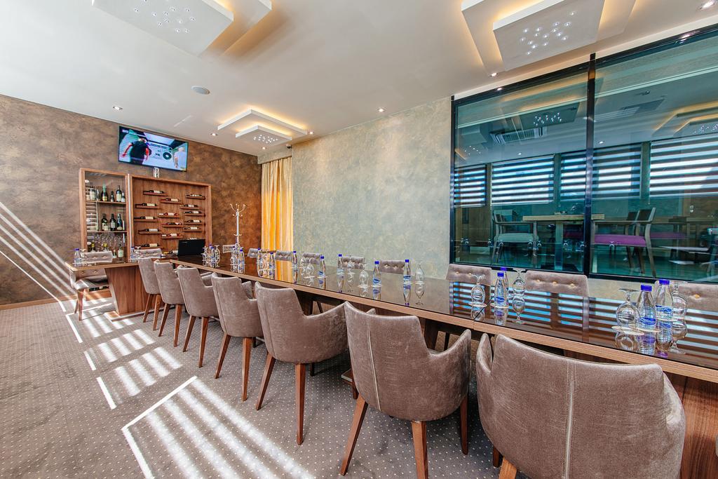 Hotel New Star Podgorica Exterior photo