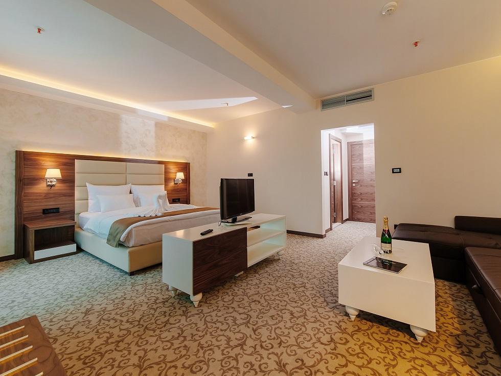 Hotel New Star Podgorica Exterior photo