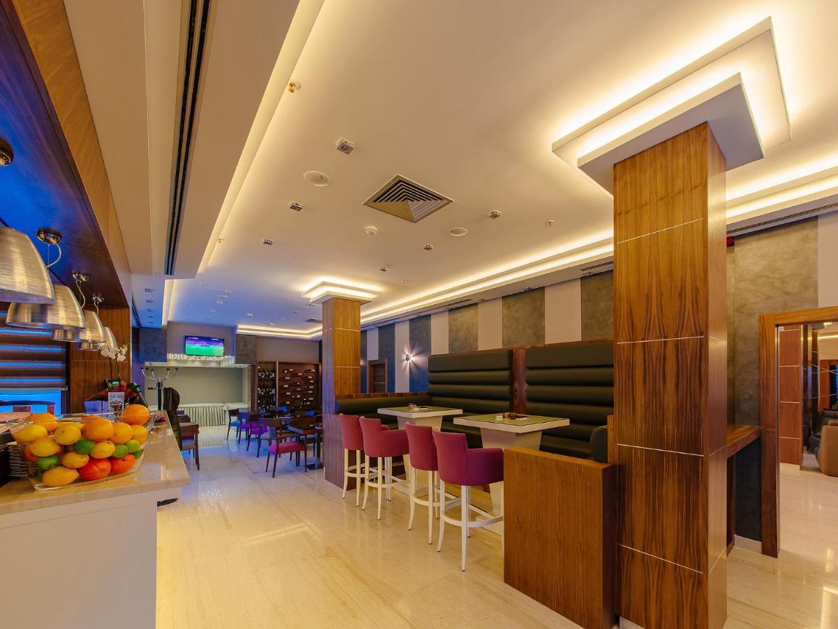 Hotel New Star Podgorica Exterior photo